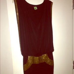 Bebe dress w/gold sequin trim